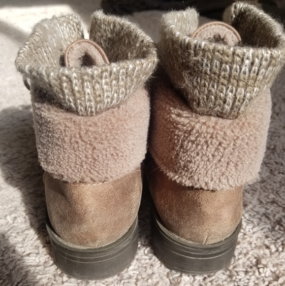 Booties - Picture 4 of 4